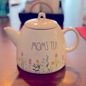Rae Dunn Mom’s Tea Teapot